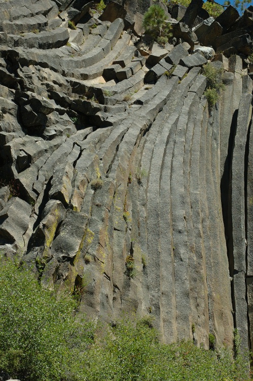 Curved rock columns at Devils Postpile at Mammoth 8-1-06