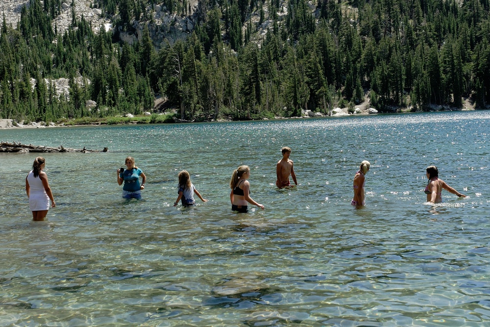 Danielle Shannon Kady Kayla Brett Haley Kelly in Lake MacLeod at Mammoth 8-2-06