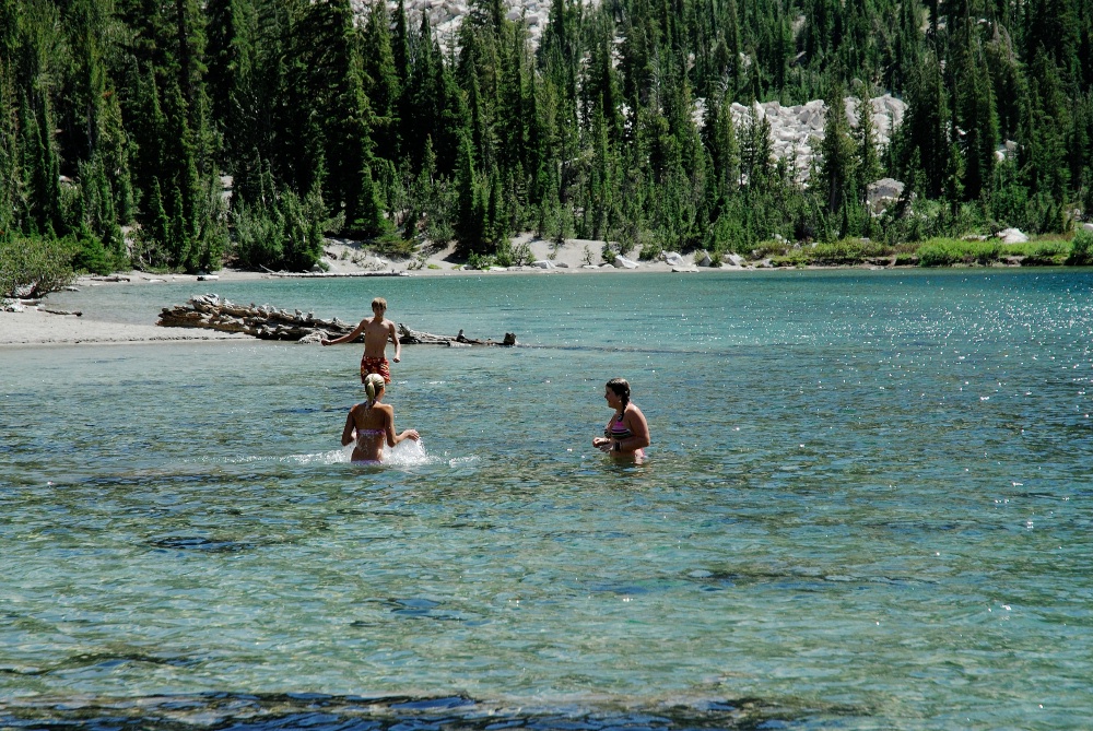 Haley Brett Kelly in MacLeod Lake at Mammoth-2 8-2-06