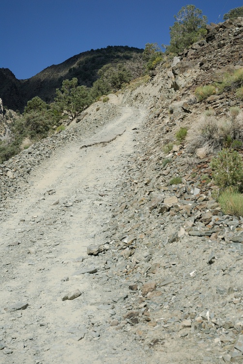 Jeep road from Bristlecone forest to Bishop-4 8-3-06