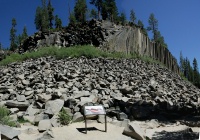 Devils Postpile pano1 8-1-06