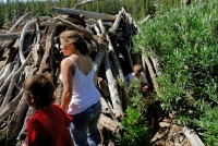 Chase Shannon Jake at teepee shelter at Lake MacLeod at Mammoth 8-2-06