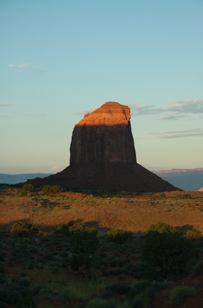 QNK-Early morning sunlight on rock tower at Monument Valley 9-5-05